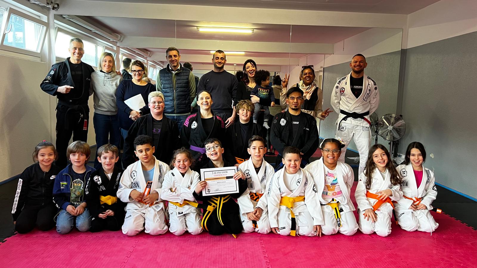 Lezione di BJJ per bambini sul tatami